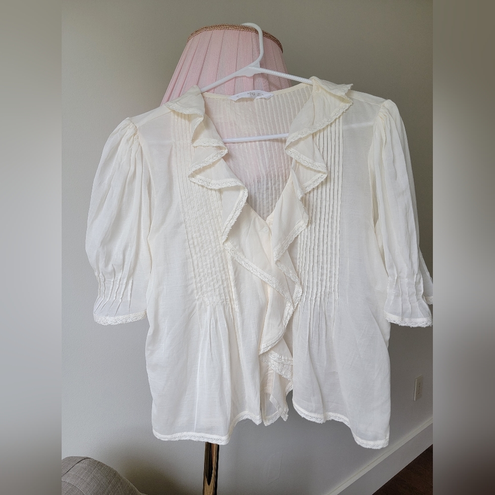 Mango Puff Sleeve Ruffled Blouse size 4